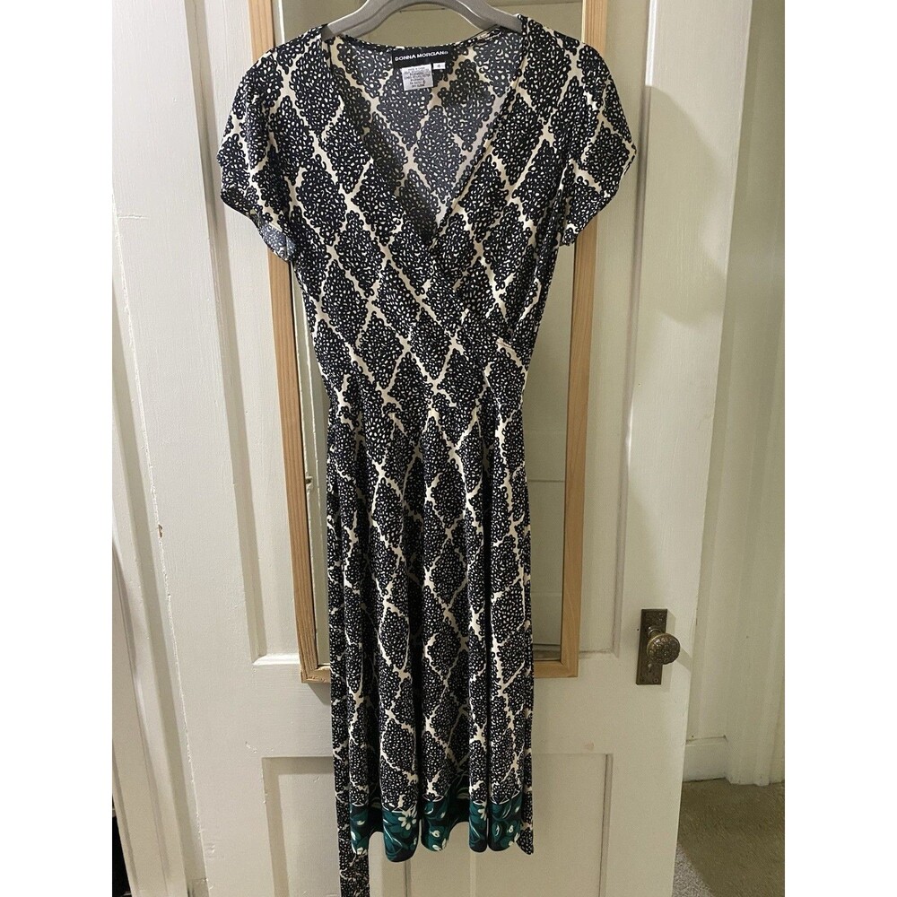 Donna Morgan Wrap Style Midi Length Black & White Dress Women’s Size 4